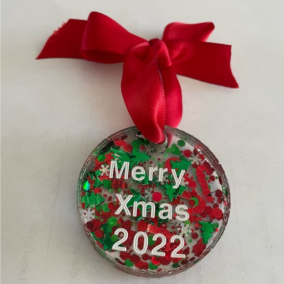 Custom Resin Keychain Or Ornament - Picture 3 of 5